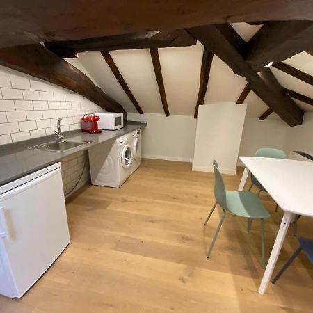 Albergue Turistico De Eugi Екстер'єр фото