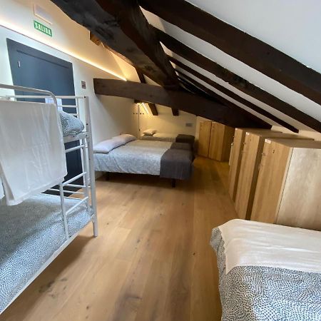 Albergue Turistico De Eugi Екстер'єр фото