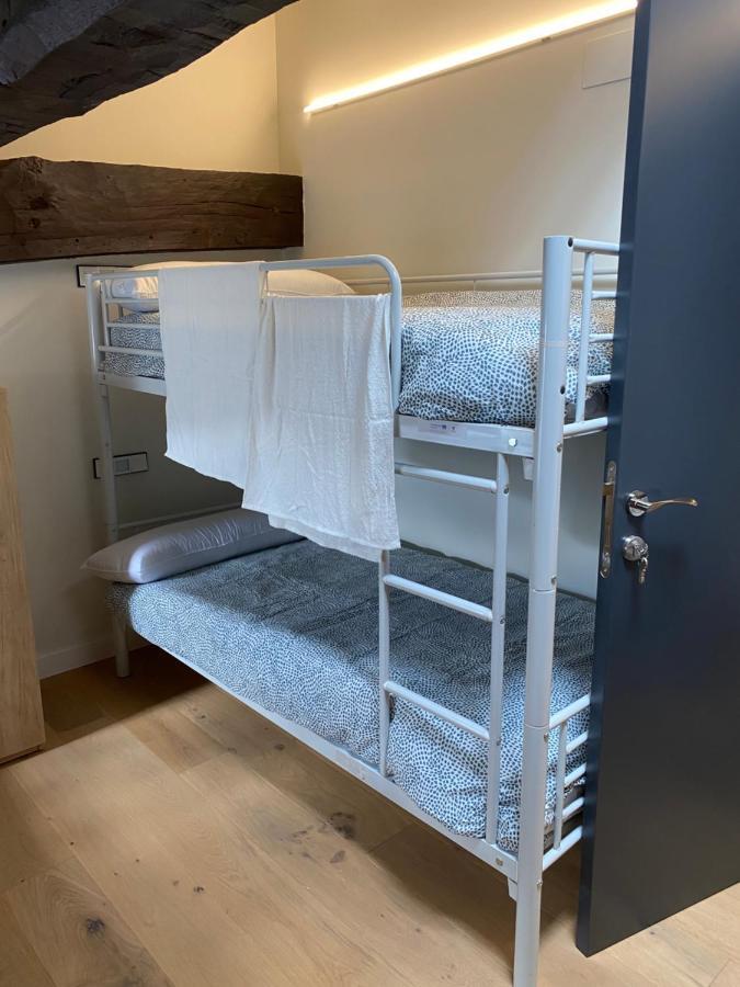 Albergue Turistico De Eugi Екстер'єр фото