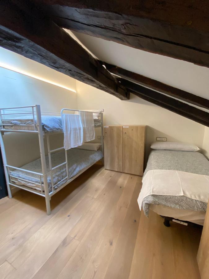 Albergue Turistico De Eugi Екстер'єр фото